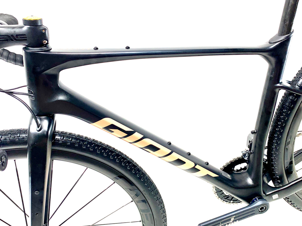 2023 Giant Revolt Advanced Pro GRX Di2 11 Speed Size: Small (Preowned)