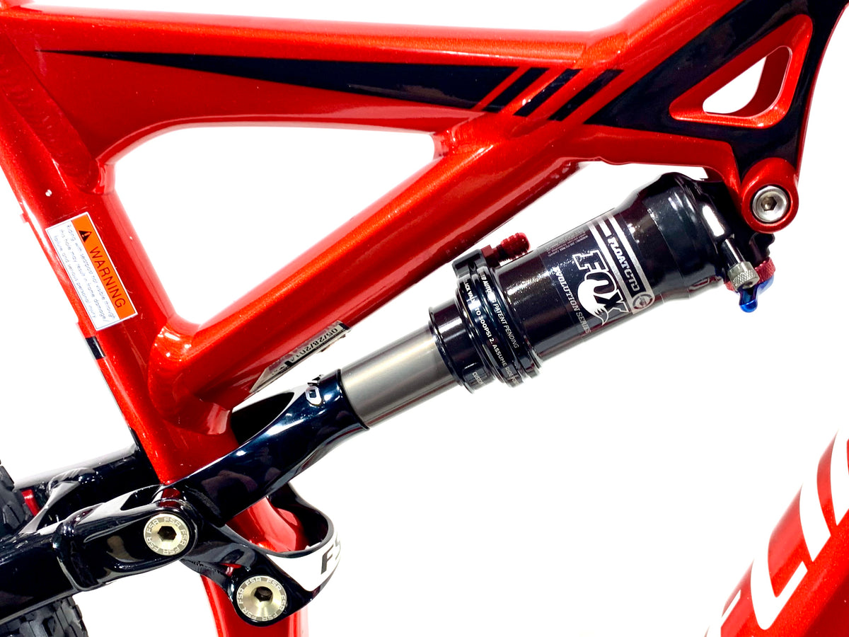 2015 Specialized Camber Comp Evo 29 SRAM 2X10 Size: Large (Preowned)