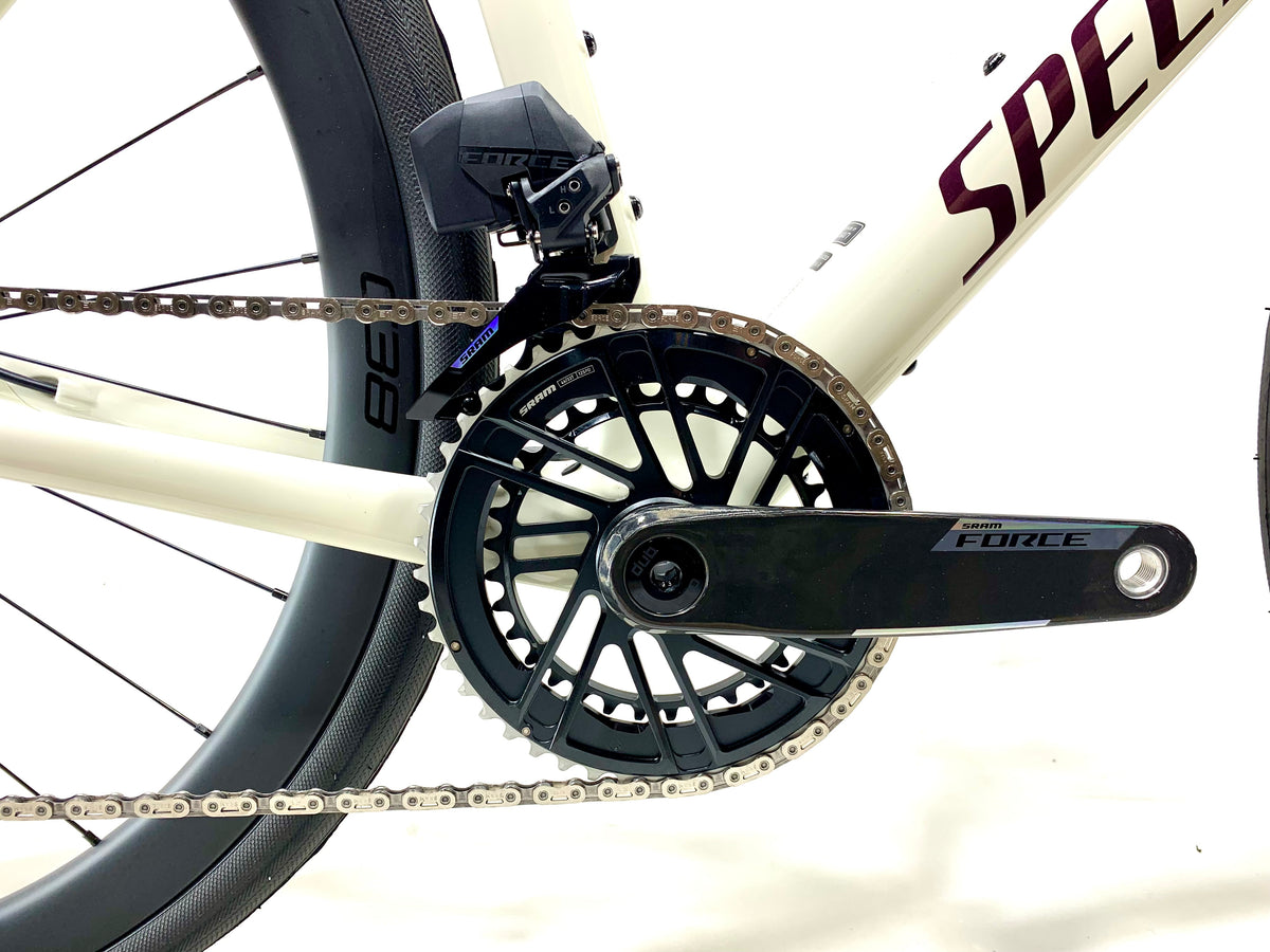 2027 Specialized Roubaix SL8 Expert Sram Force Size: 54cm (Preowned)