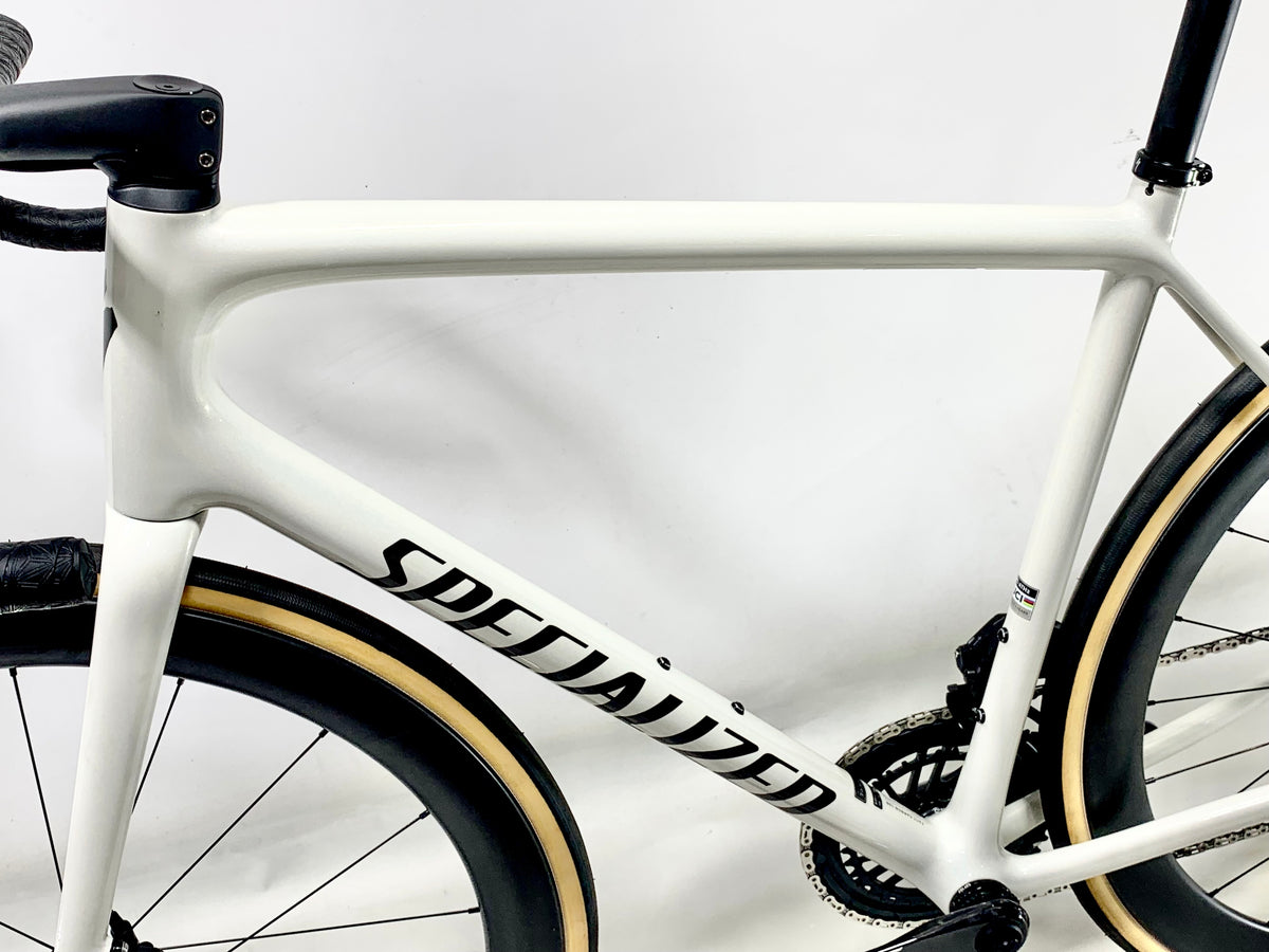 2027 Specialized Aethos 2 Pro Sram Force Size: 56cm (Preowned)