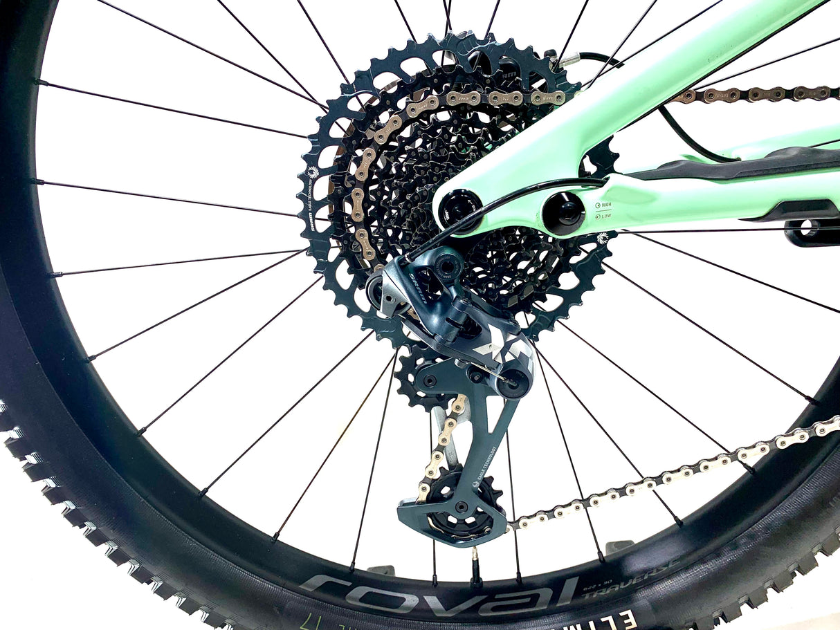 2021 Specialized Stumpjumper Evo Expert SRAM XO1 1X12 Size: S6 (Preowned))