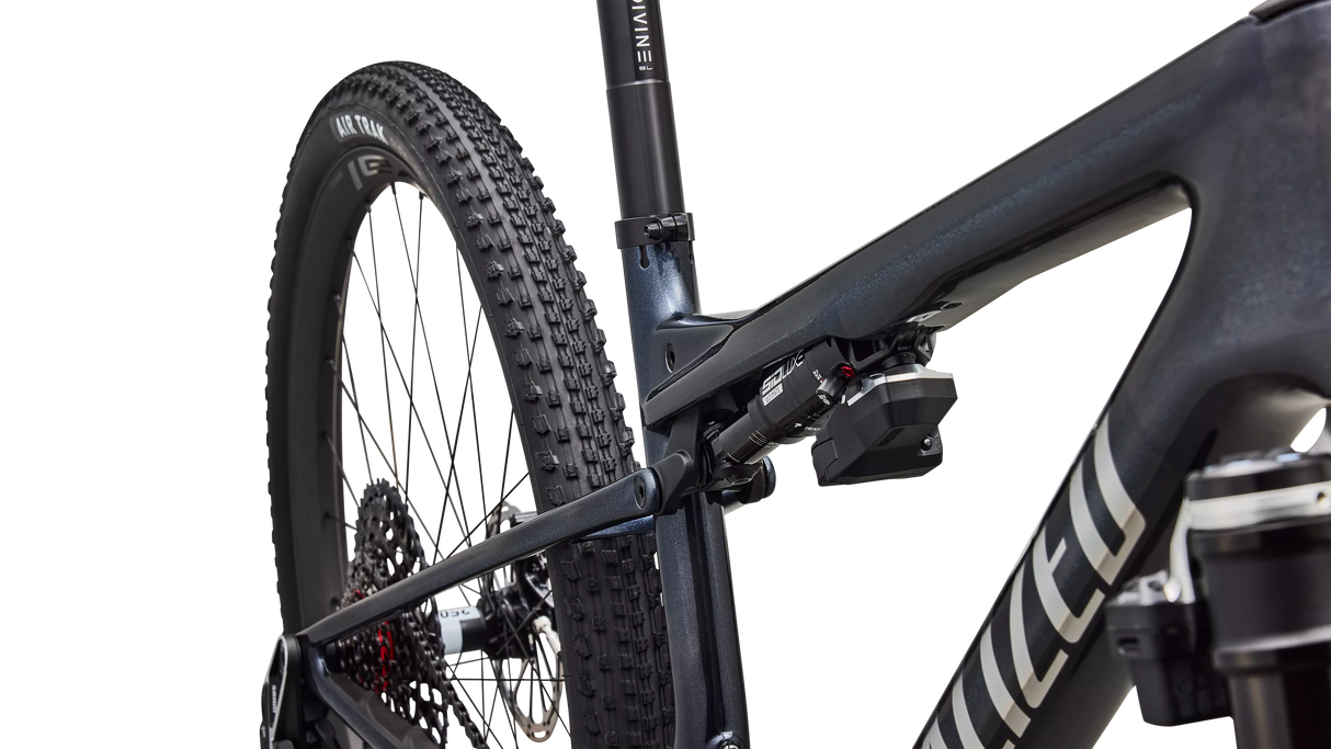 2027 Specialized Epic 8 Pro SRAM X0 AXS 1X12 Size: Medium (Preowned)