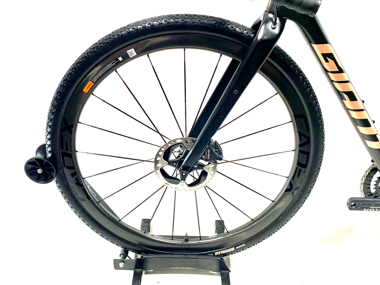 2023 Giant Revolt Advanced Pro GRX Di2 11 Speed Size: Small (Preowned)