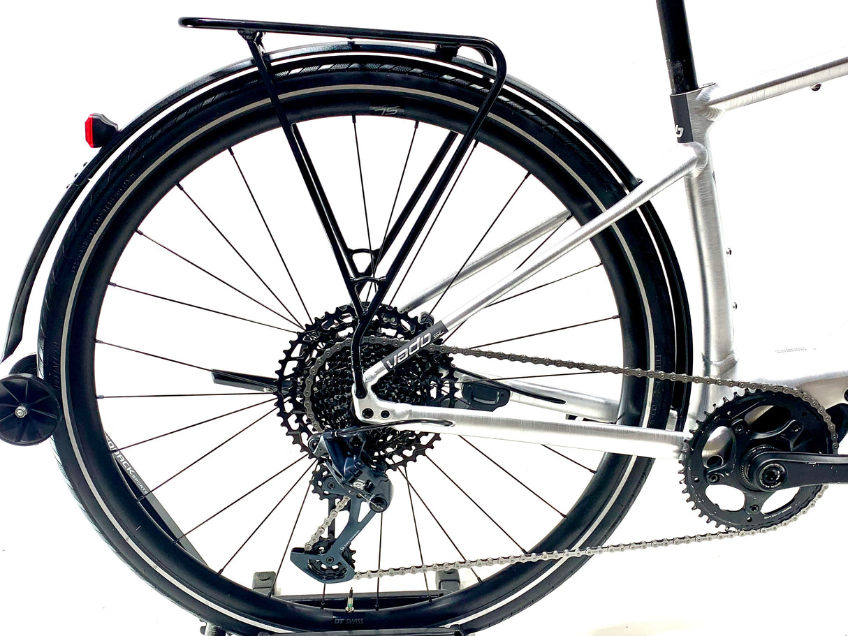 2023 Specialized Turbo Vado SL 5.0 E-Bike Size: Small (Preowned)