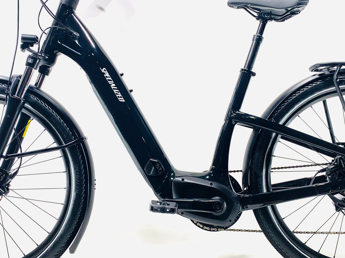 2023 Specialized Turbo Como 4.0 E-Bike Size: Large (Preowned)