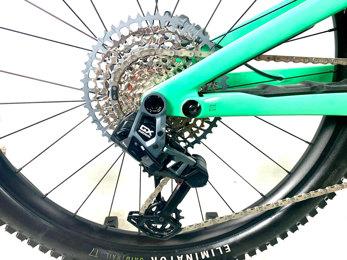 2025 Specialized Stumpjumper 15 Expert SRAM GX AXS 1X12 Size: S2 (Small)