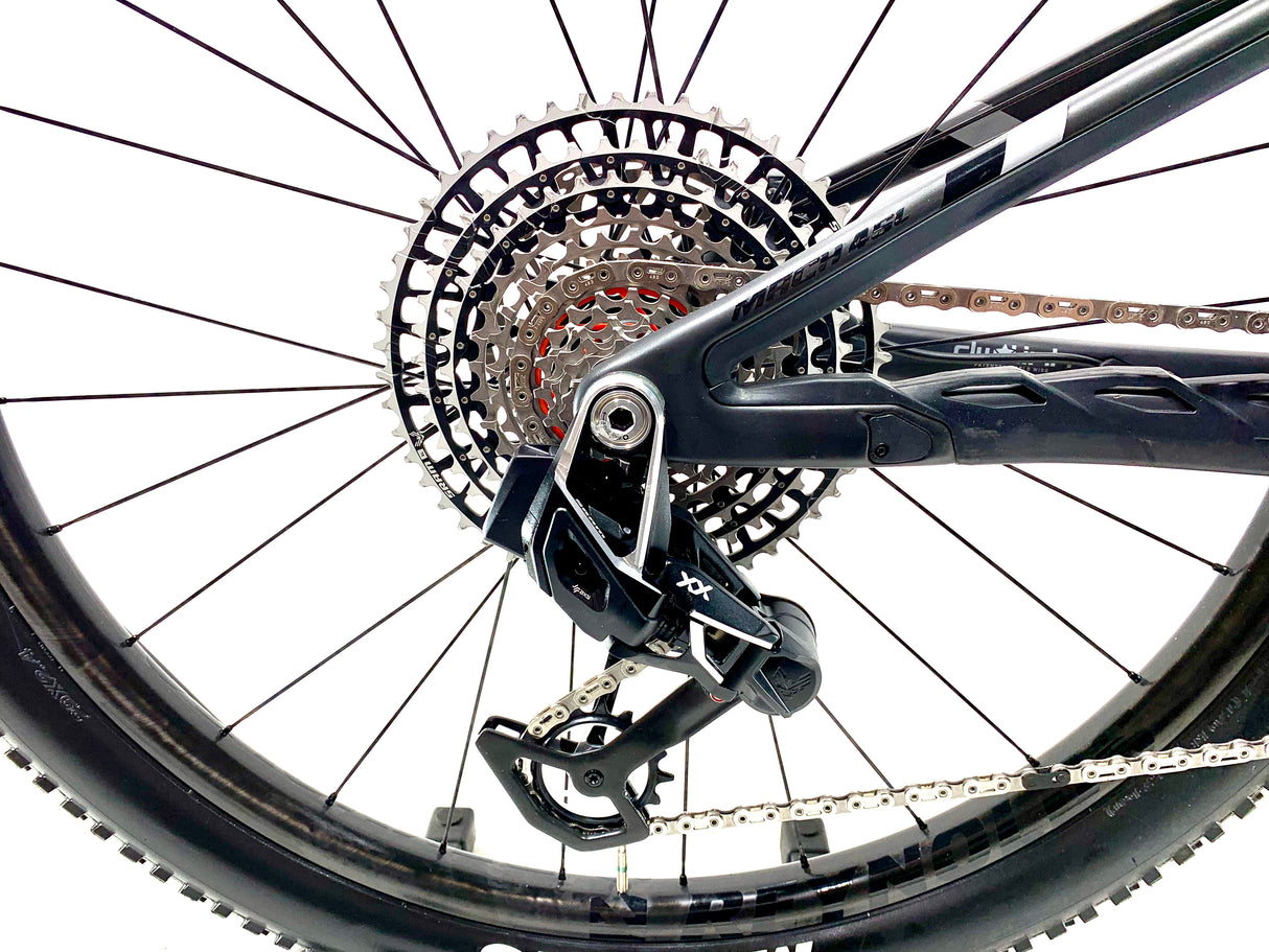 2025 Pivot Mach 4 SL Team 29 Sram XX SL AXS Transmission Size: Large (Preowned)