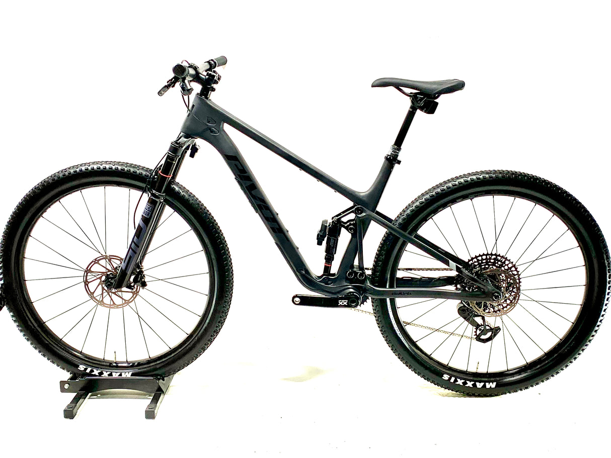 2025 Pivot Mach 4 SL Team 29 Sram XX SL AXS Transmission Size: Large (Preowned)