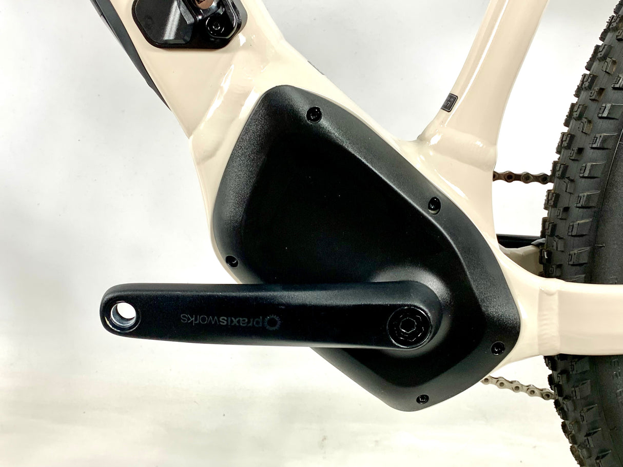 2022 Specialized Turbo Tero 3.0 E-Bike 29er Wheels Size: Medium