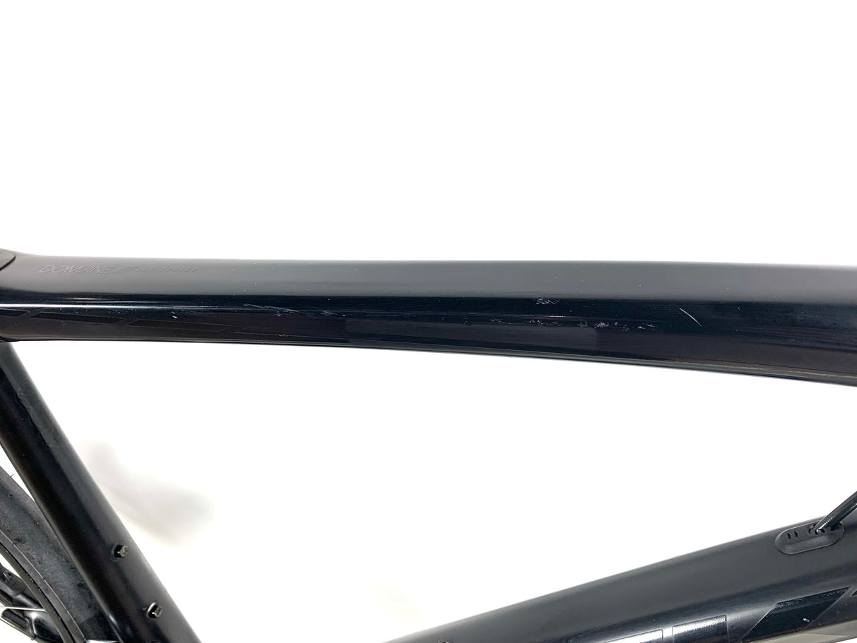 2016 Trek Domane 6.9 Disc Carbon Ultegra Di2 11-Speed HED Wheels Size: 54cm