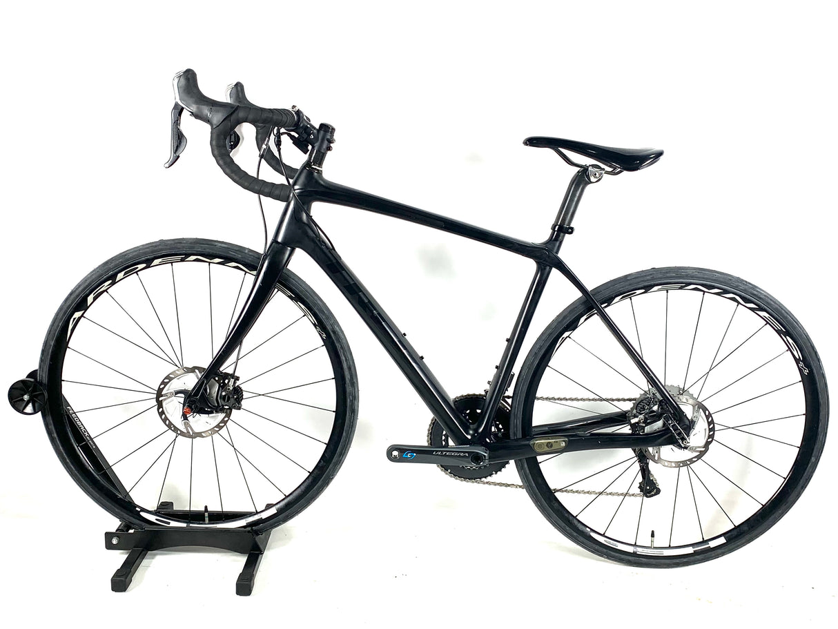 2016 Trek Domane 6.9 Disc Carbon Ultegra Di2 11-Speed HED Wheels Size: 54cm