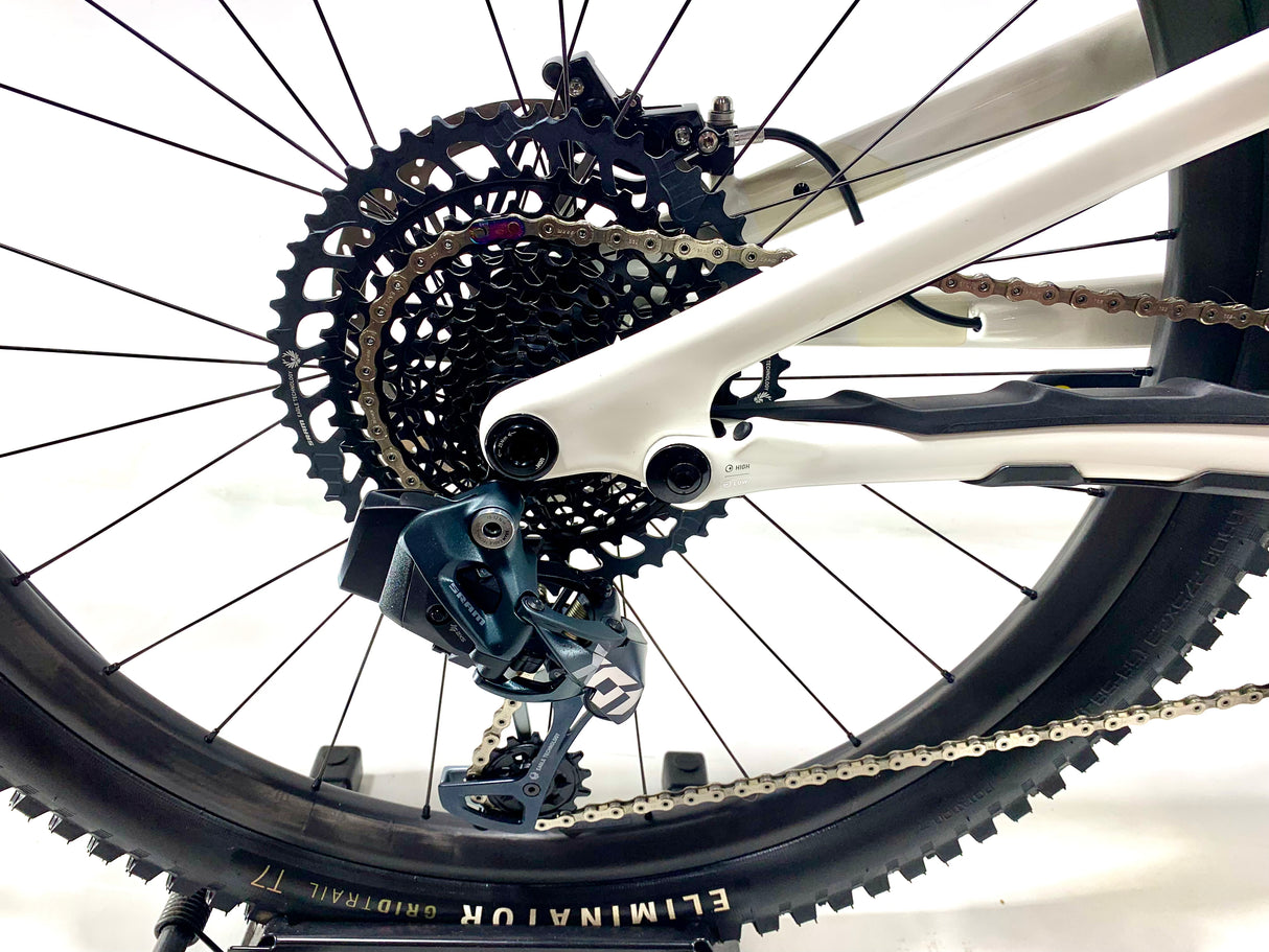 2023 Specialized Stumpjumper Evo Pro X01 AXS 1X12 Size: S6 (Preowned)