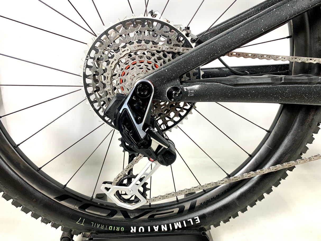 2025 Specialized S-Works Stumpjumper 15 SRAM AXS Roval Carbon Wheels Size: S4