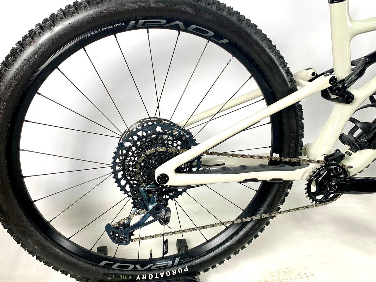 2022 Specialized Stumpjumper Expert SRAM XO1 1X12 Roval Wheels Size: S5 (XL)