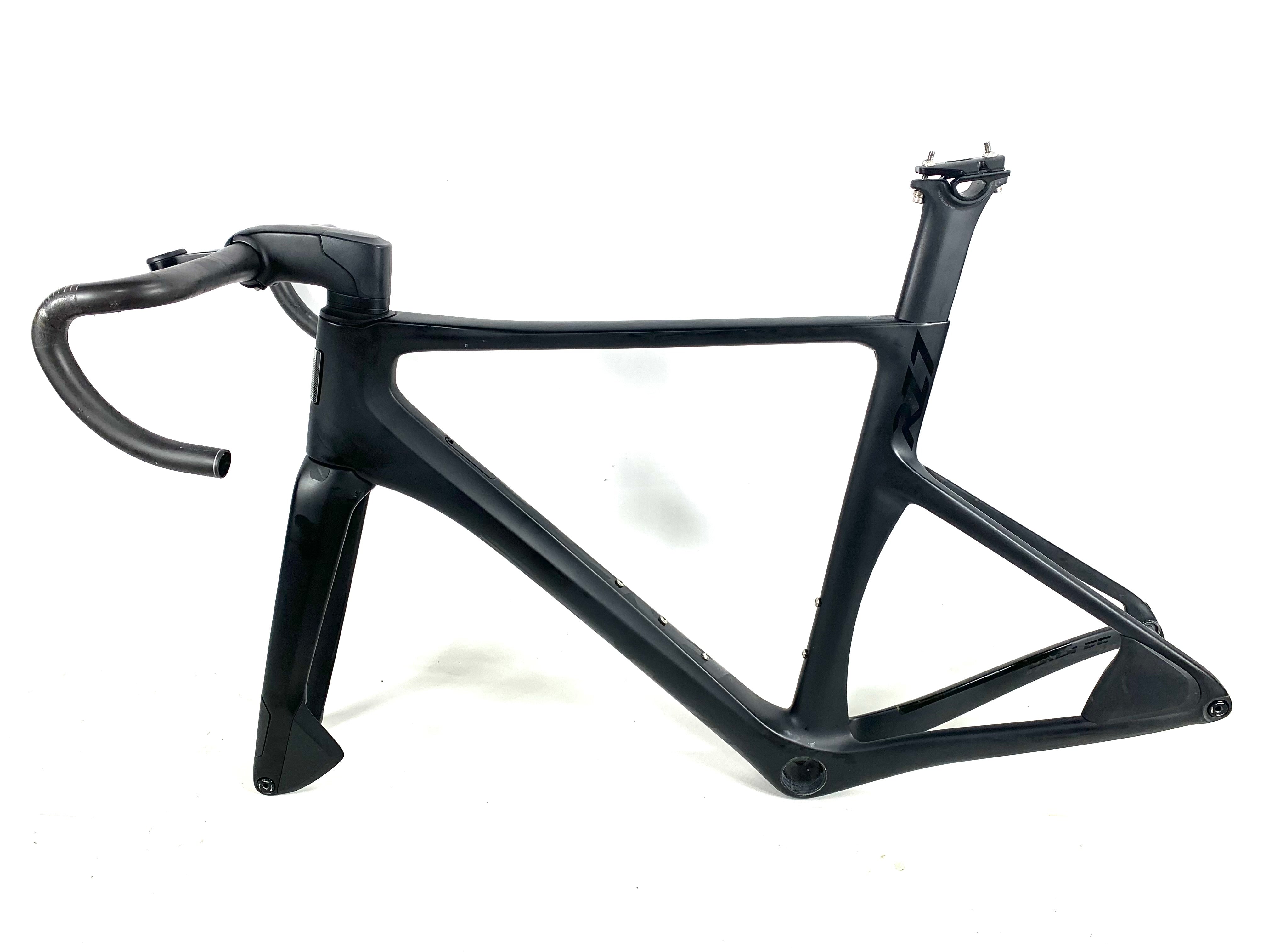 2020 Parlee RZ7 Carbon Disc Frameset Carbon Handlebars & Stem Size