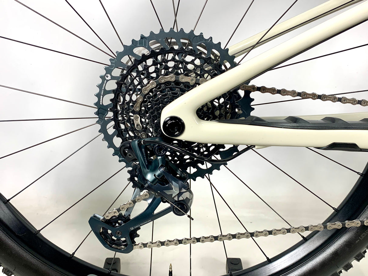 2022 Specialized Stumpjumper Expert SRAM XO1 1X12 Roval Wheels Size: S1 (XS)