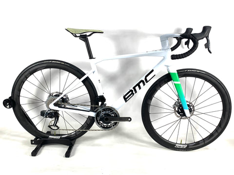 2023 BMC Kaius 01 SRAM Red AXS 12 Speed Zipp 303 Carbon Wheels Size: 54cm