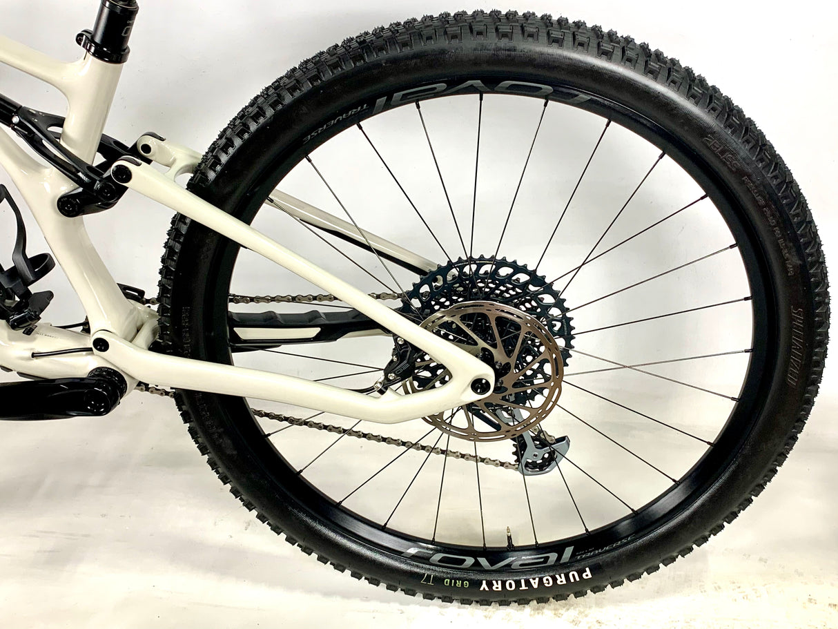 2022 Specialized Stumpjumper Expert SRAM XO1 1X12 Roval Wheels Size: S1 (XS)