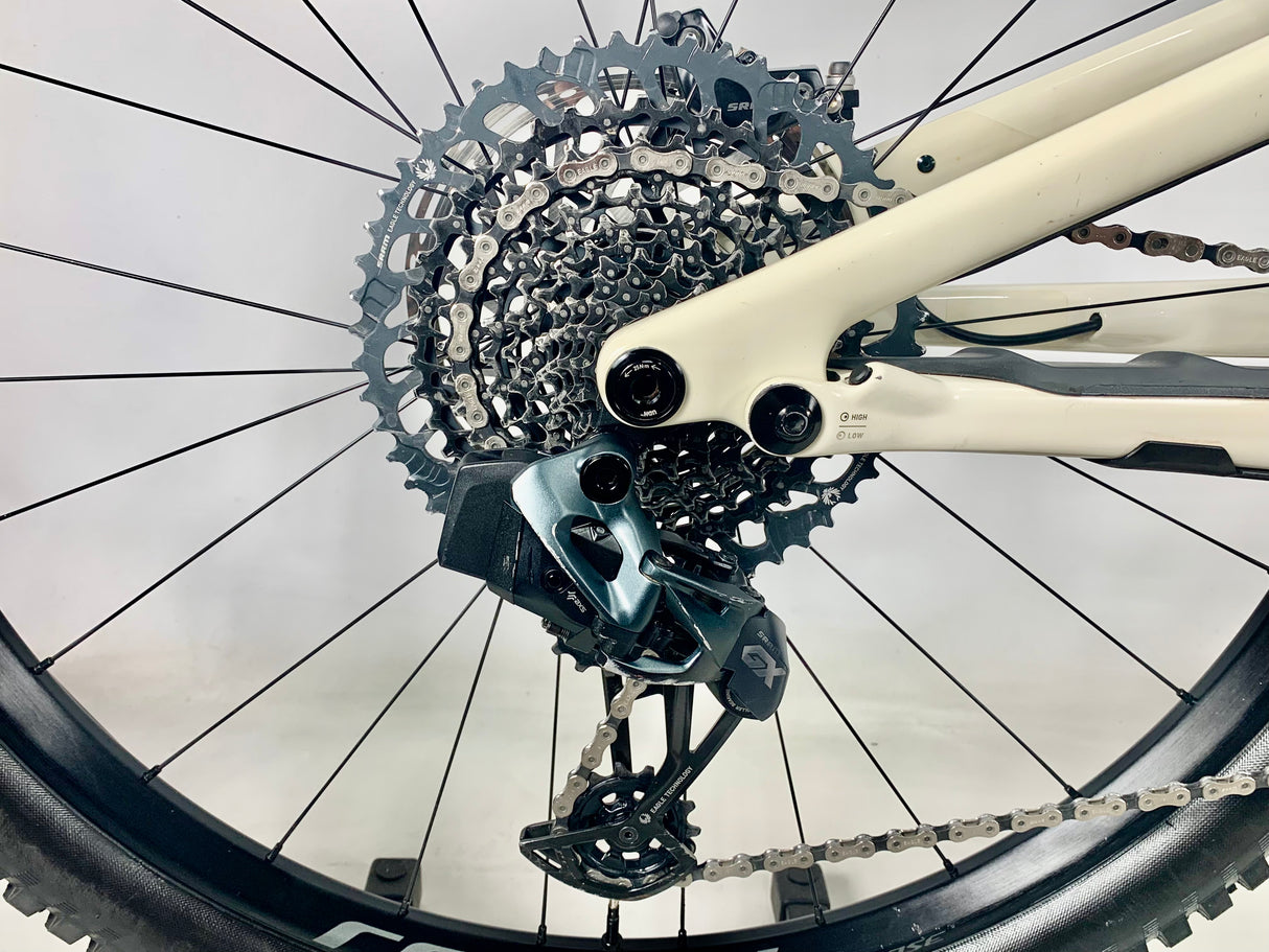 2023 Specialized Stumpjumper Evo Expert SRAM AXS 1X12 Roval Wheels Size: S4 (L)