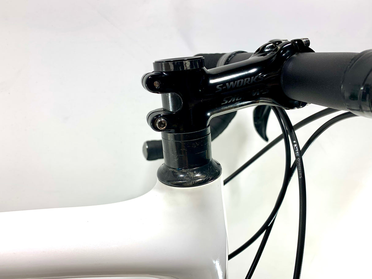 2017 Specialized Roubaix Carbon Shimano Tiagra 10-Speed Size: 58cm (Preowned)