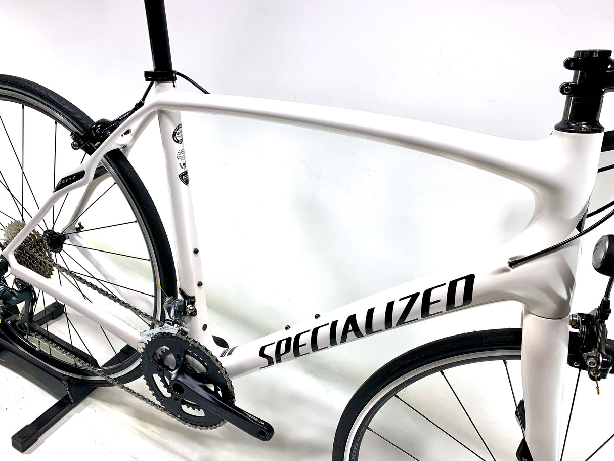 2017 Specialized Roubaix Carbon Shimano Tiagra 10-Speed Size: 58cm (Preowned)