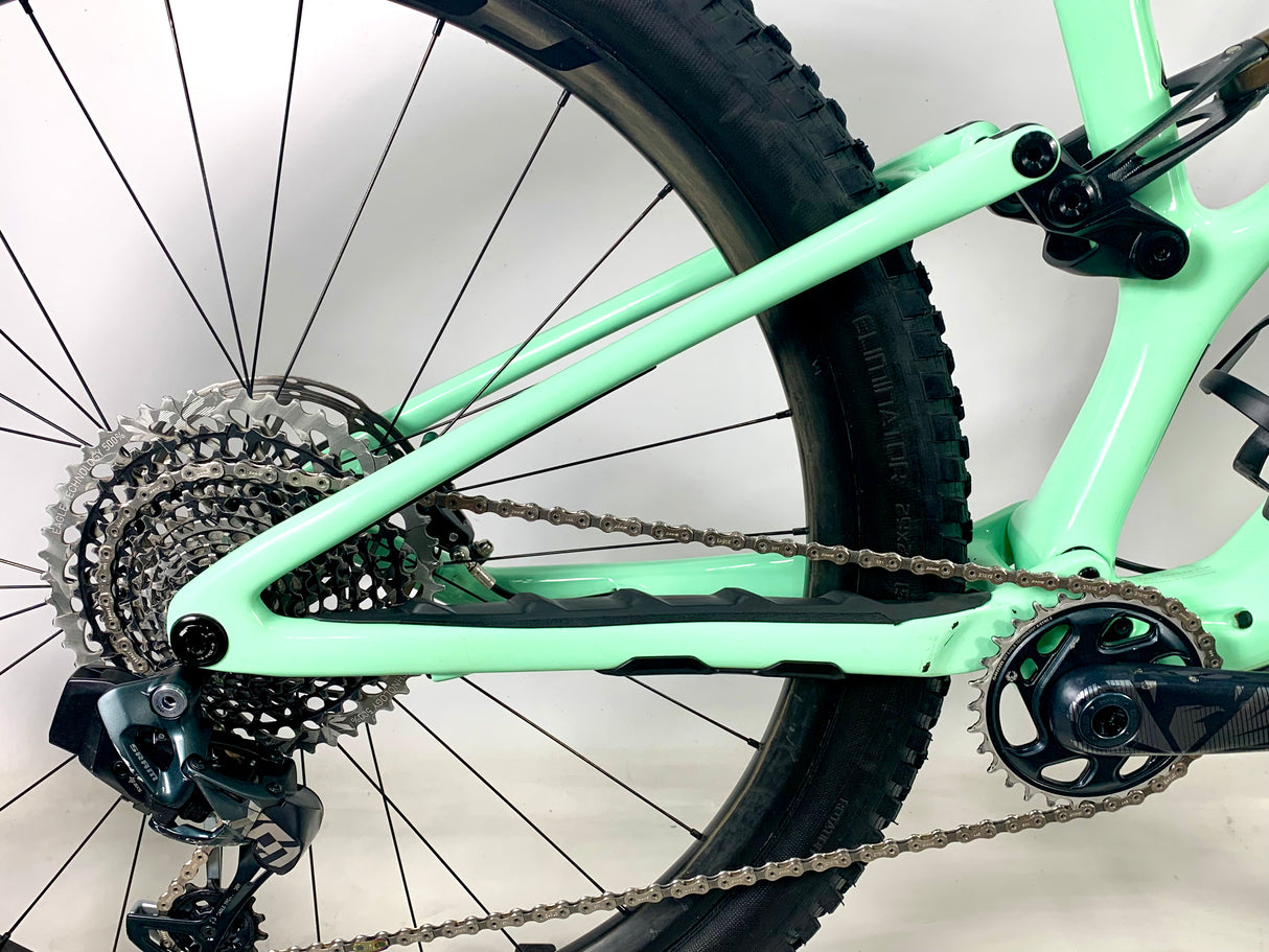 2022 Specialized Stumpjumper Pro X01 AXS 1X12 Roval Carbon Wheels Size: S4 (Large)