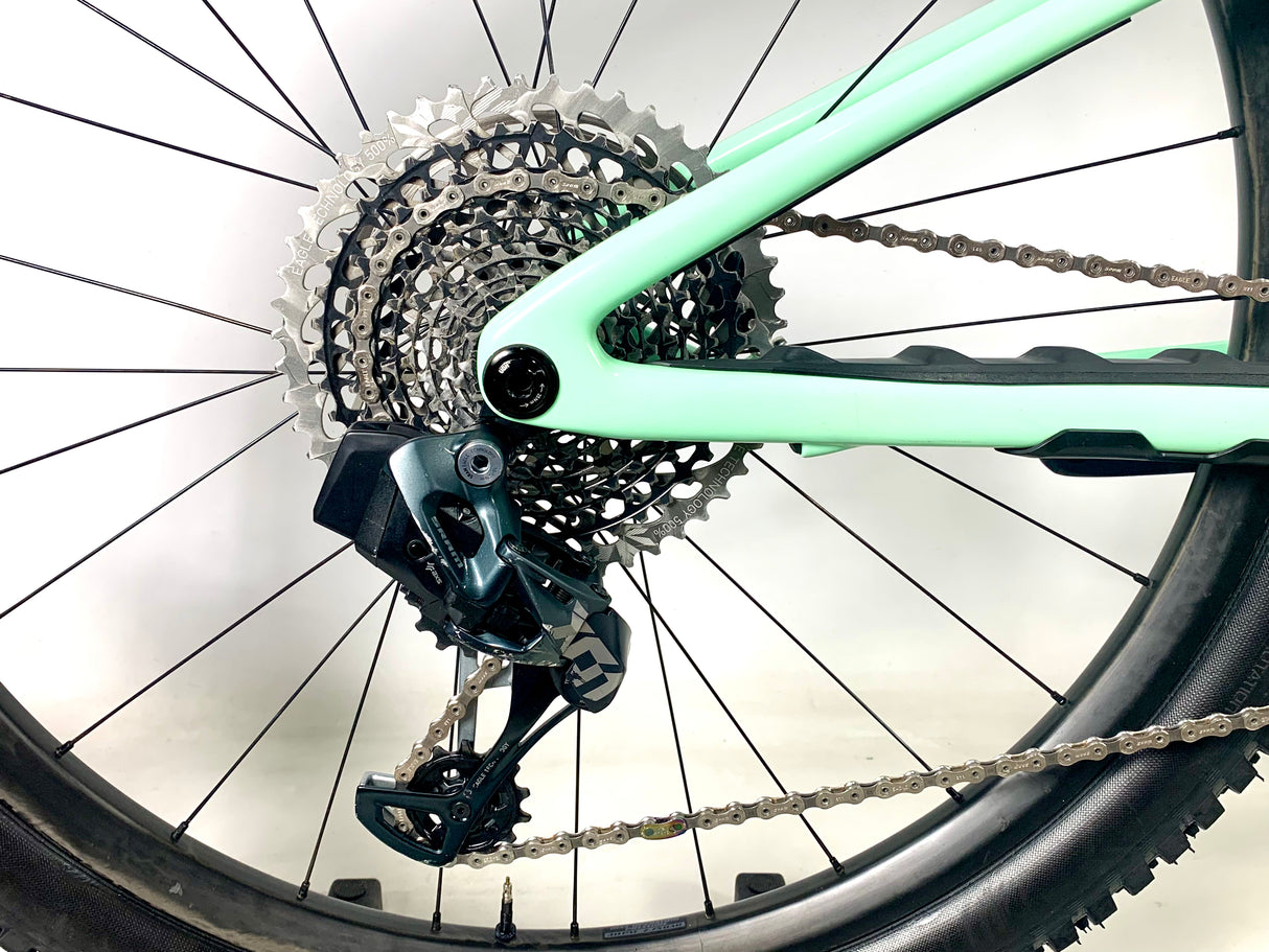 2022 Specialized Stumpjumper Pro X01 AXS 1X12 Roval Carbon Wheels Size: S4 (Large)
