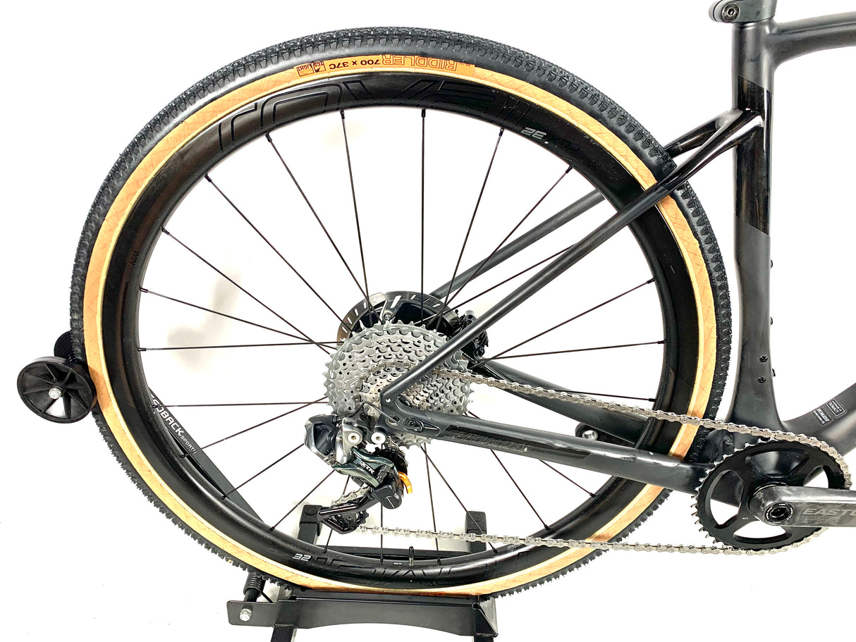 2019 Specialized S-Works Diverge Shimano Di2 Roval Carbon Wheels Size: 56cm