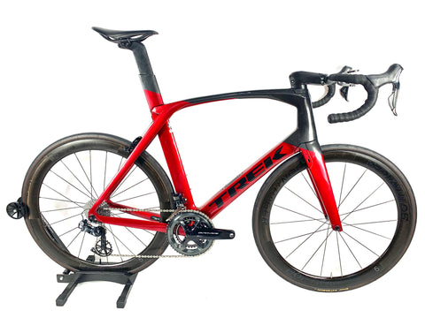 2019 Trek Madone SLR 9 Dura Ace Di2 Bontrager Aeolus 5 Carbon Wheels Size: 62cm