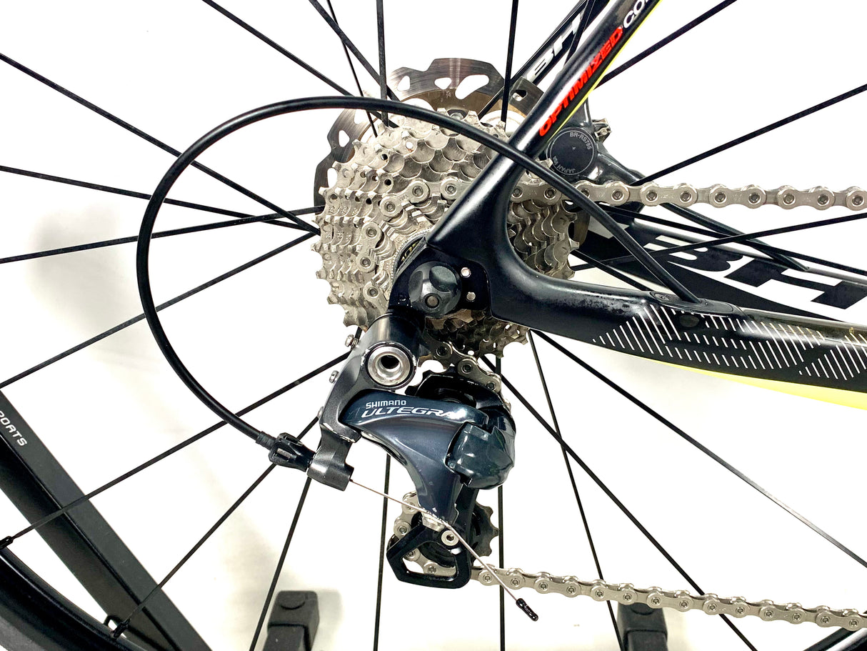 2015 BH Quartz Carbon Disc Road Bike Shimano Ultegra 11 Spd  Shimano Wheels Size: XL