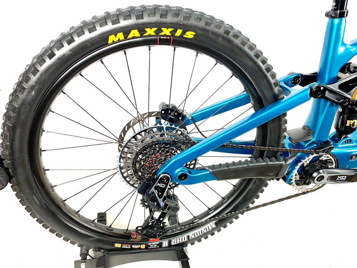 2026 Santa Cruz Bullit 4 CC SRAM X0 1X12 Reserve Carbon Wheels Size: Large