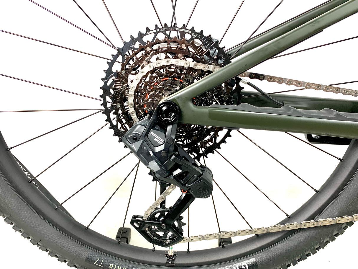 2025 Specialized Epic 8 Evo Comp 29 SRAM AXS 1X12 Specialized Wheels Size: XS