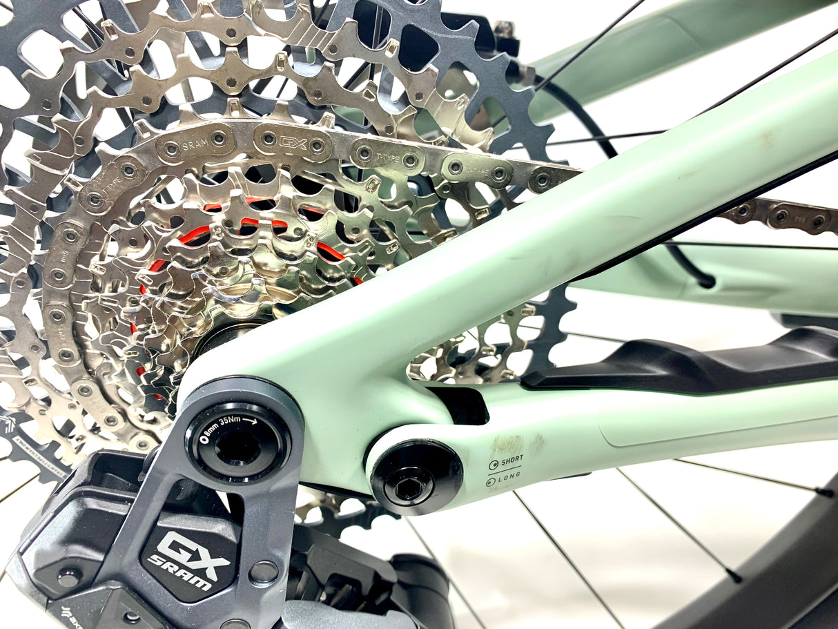 NEW 2026 Specialized Turbo Levo R Expert SRAM GX AXS Size: S4