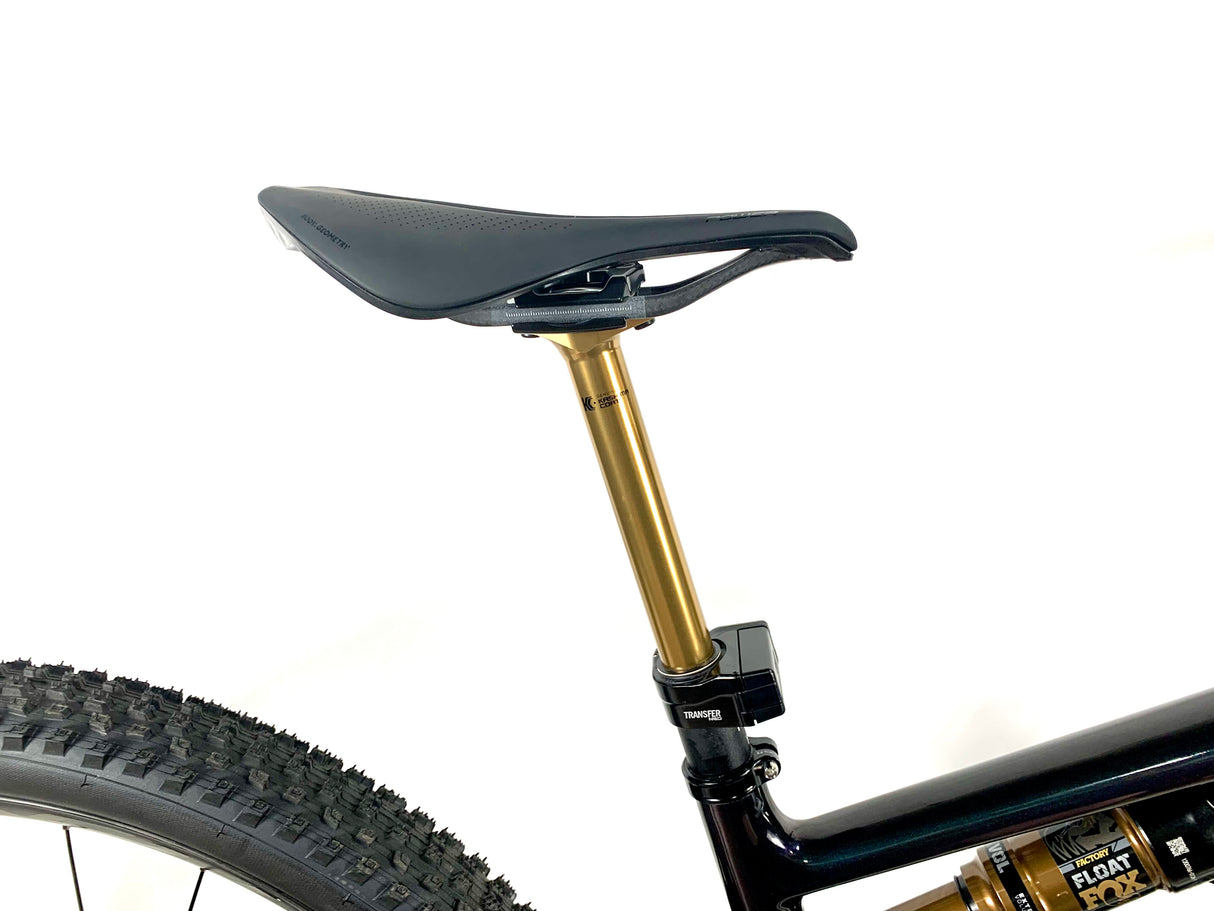 2026 Specialized S-Works Epic 8 Evo XTR Di2 1X12 Roval Carbon Wheels Size: M (Preowned)