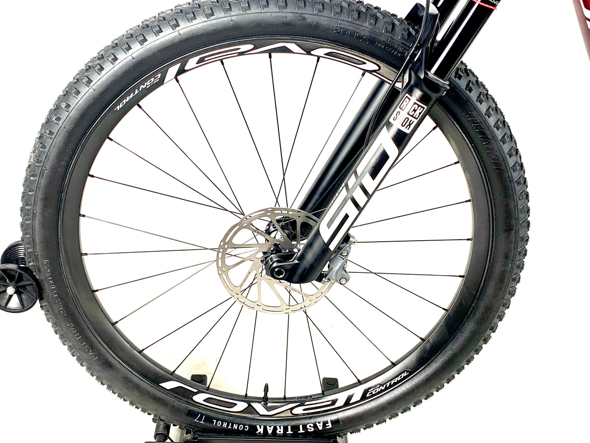 2024 Specialized Epic 8 Expert SRAM GX AXS 1X12 Roval Carbon Wheels Size: Medium