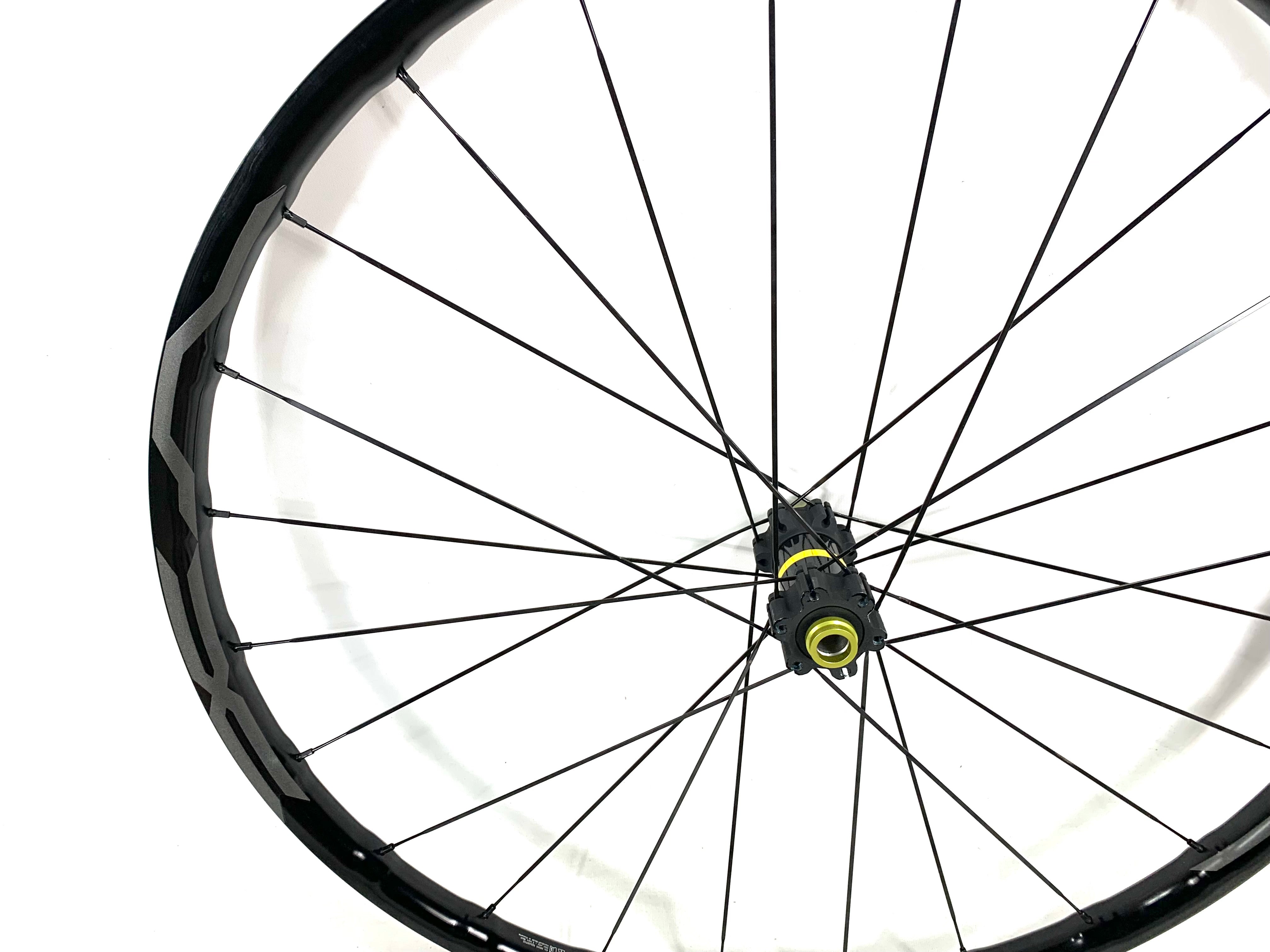 MTBホイール MAVIC XA ELITE 15x100 6穴 Fホイール MTBホイール MAVIC XA ELITE 15x100 6穴 Fホイール - メルカリ