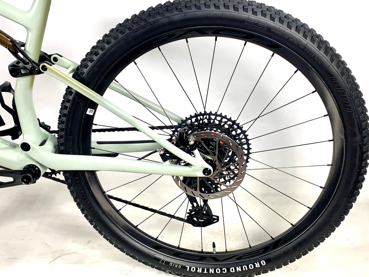 2024 Specialized Epic 8 Evo Pro SRAM X0 AXS Roval Carbon Wheels Size: Large