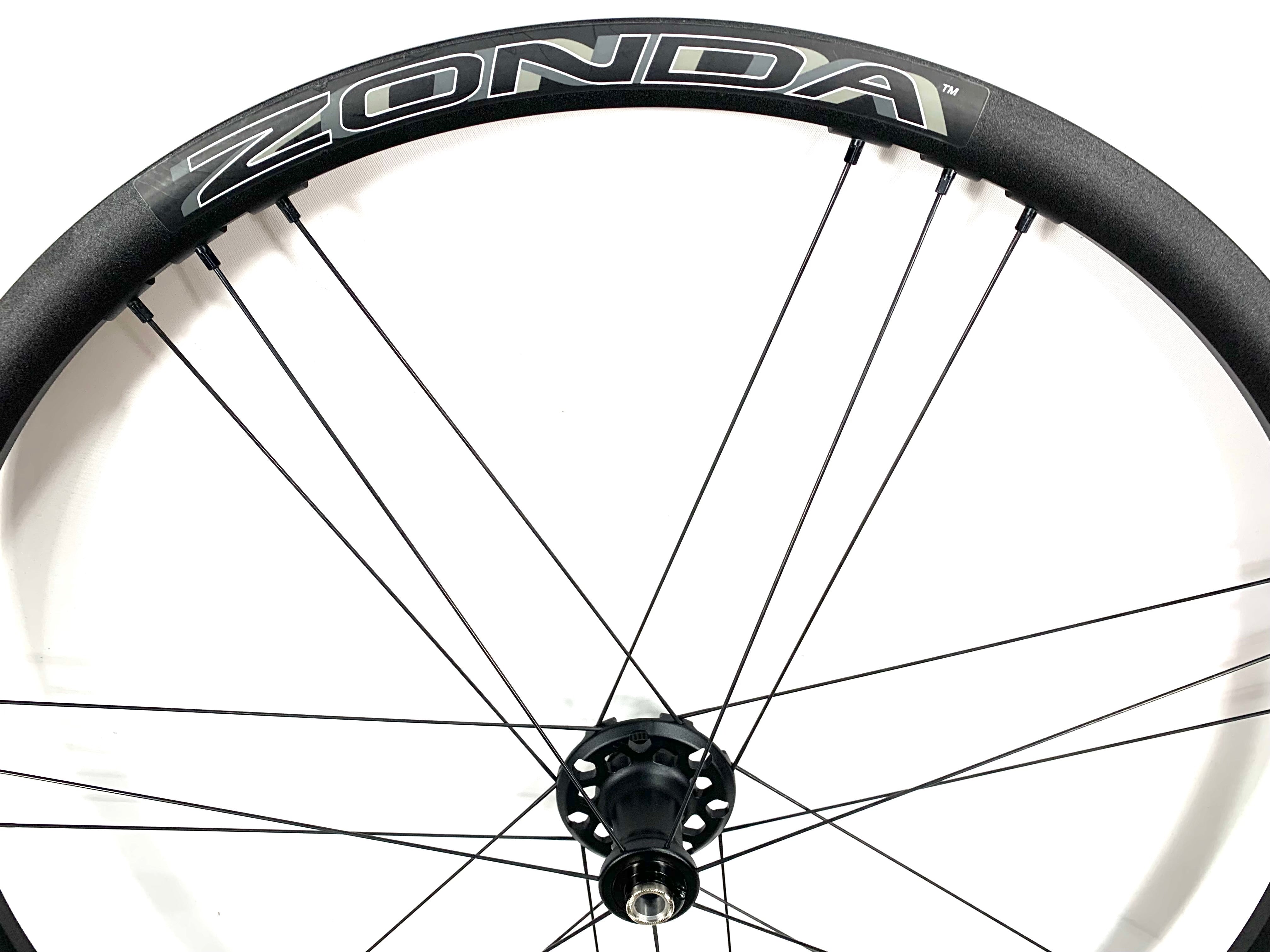 Campagnolo Zonda Disc Aluminum Clincher Campagnolo 10/11 Speed