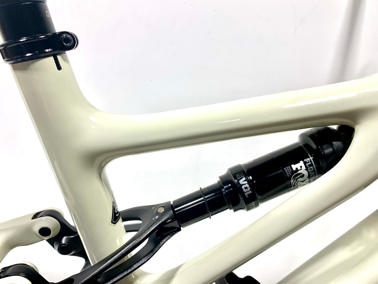 2022 Specialized Stumpjumper Expert 29 SRAM XO1 1X12 Size: S5 (Preowned)
