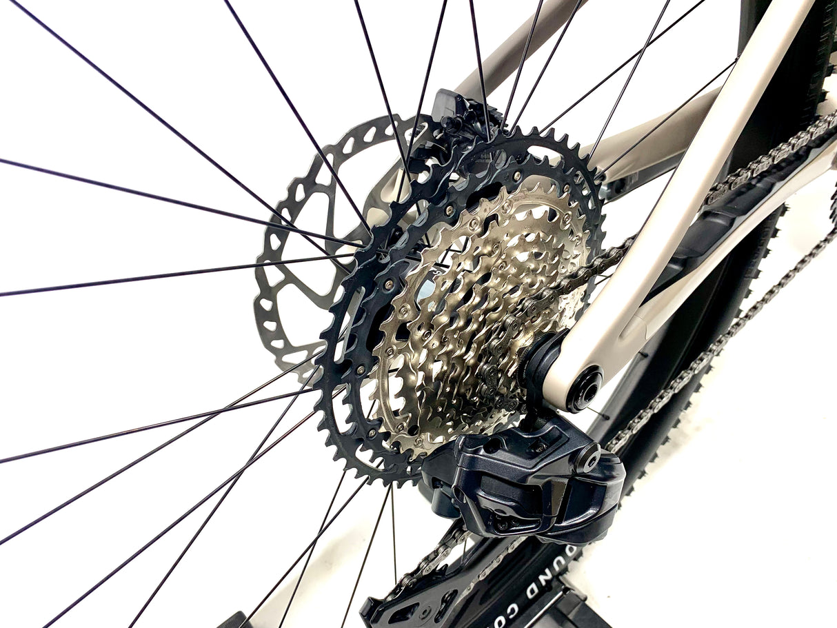 2026 Specialized Epic 8 Evo Expert XT Di2 1X12 Size: Med (Preowned)