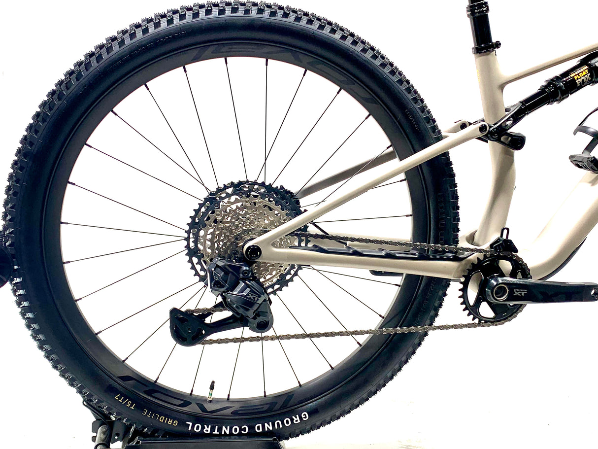 2026 Specialized Epic 8 Evo Expert XT Di2 1X12 Size: XL (Preowned)