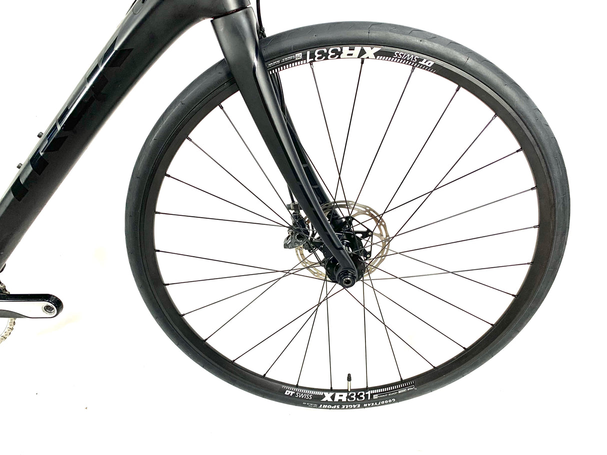 2015 Trek Domane 6.9 Disc Carbon Dura Ace Di2 11-Speed DT Swiss Wheels Size: 62cm