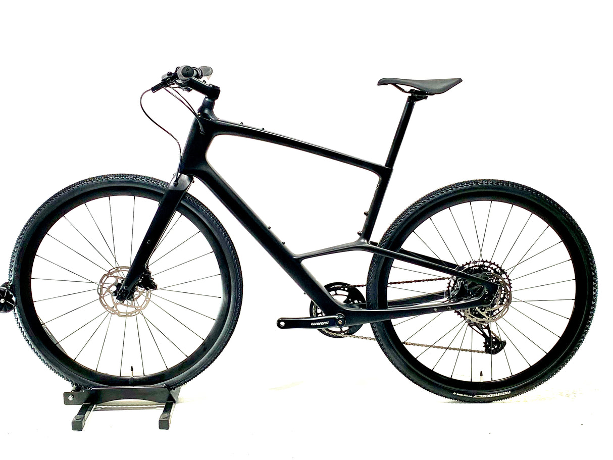 2023 Specialized Sirrus X 5.0 Carbon SRAM NX Size: Large (Preowned)