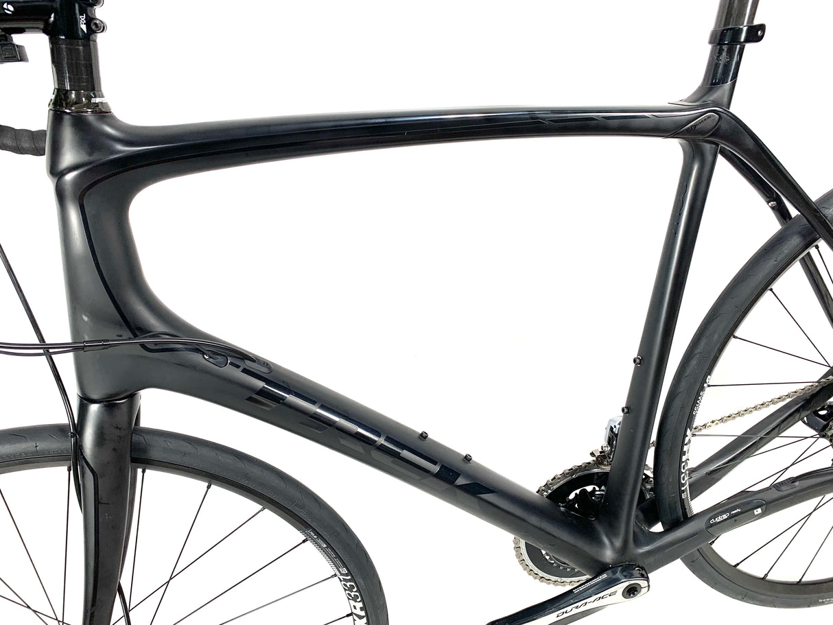 2015 Trek Domane 6.9 Disc Carbon Dura Ace Di2 11-Speed DT Swiss Wheels Size: 62cm