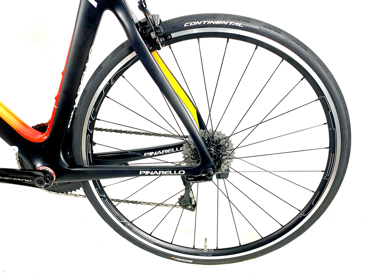 2020 Pinarello Dogma F10 Shimano Dura Ace 12 Speed Hed Alloy Wheels Size: 59.5cm