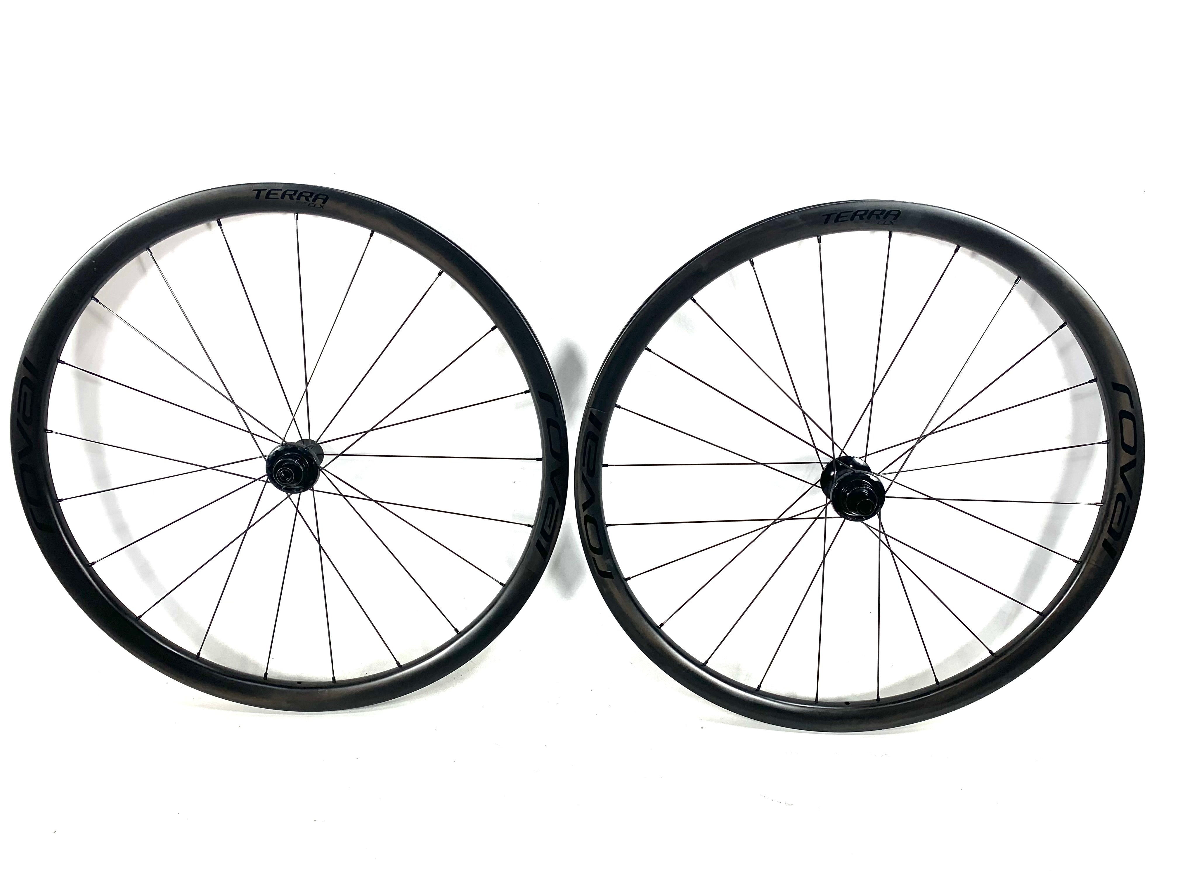 Specialized Roval Terra CLX Disc Carbon TLR Gravel Shimano Driver