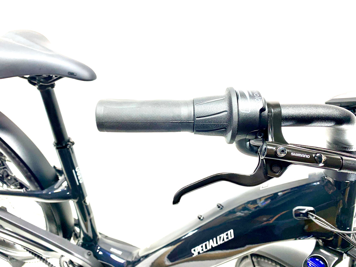 2023 Specialized Turbo Como 3.0 IGH E-Bike Size: Small (Preowned)