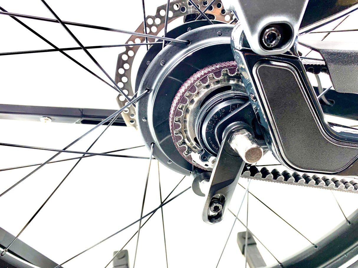 2023 Specialized Turbo Como 3.0 IGH E-Bike Size: Small (Preowned)