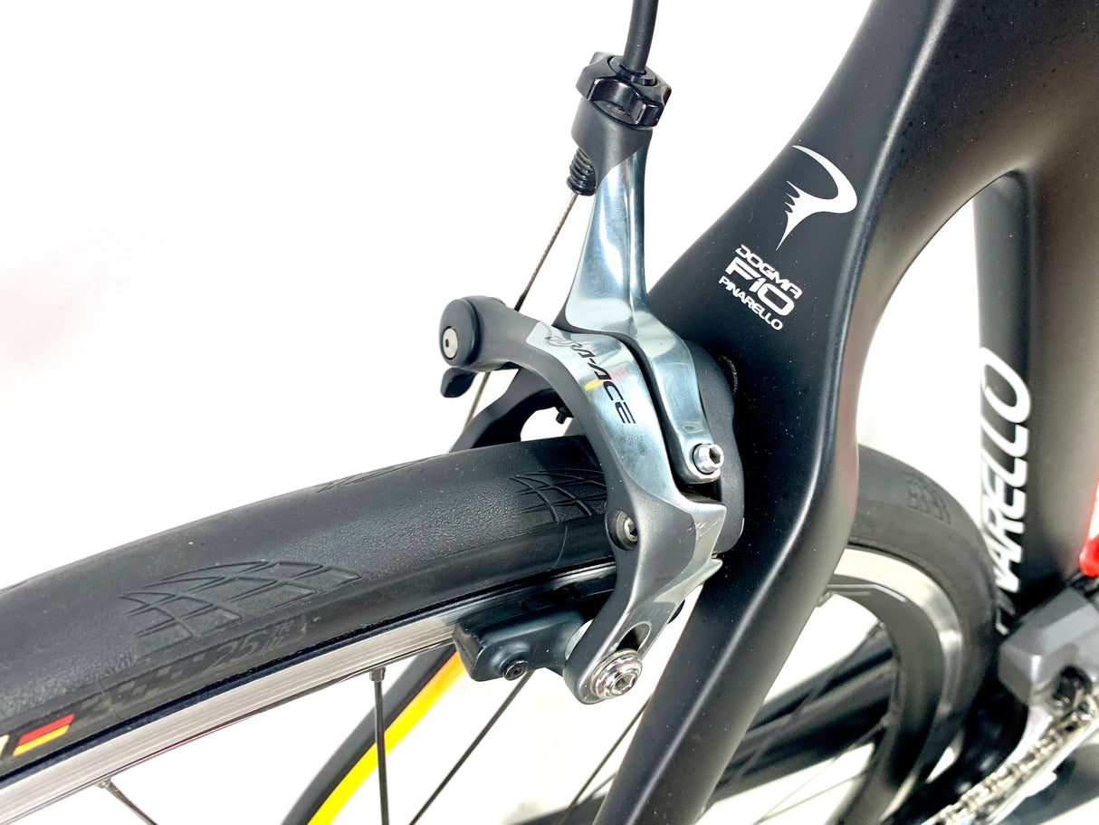 2020 Pinarello Dogma F10 Shimano Di2 10 Speed Hed Alloy Wheels Size: 59.5cm