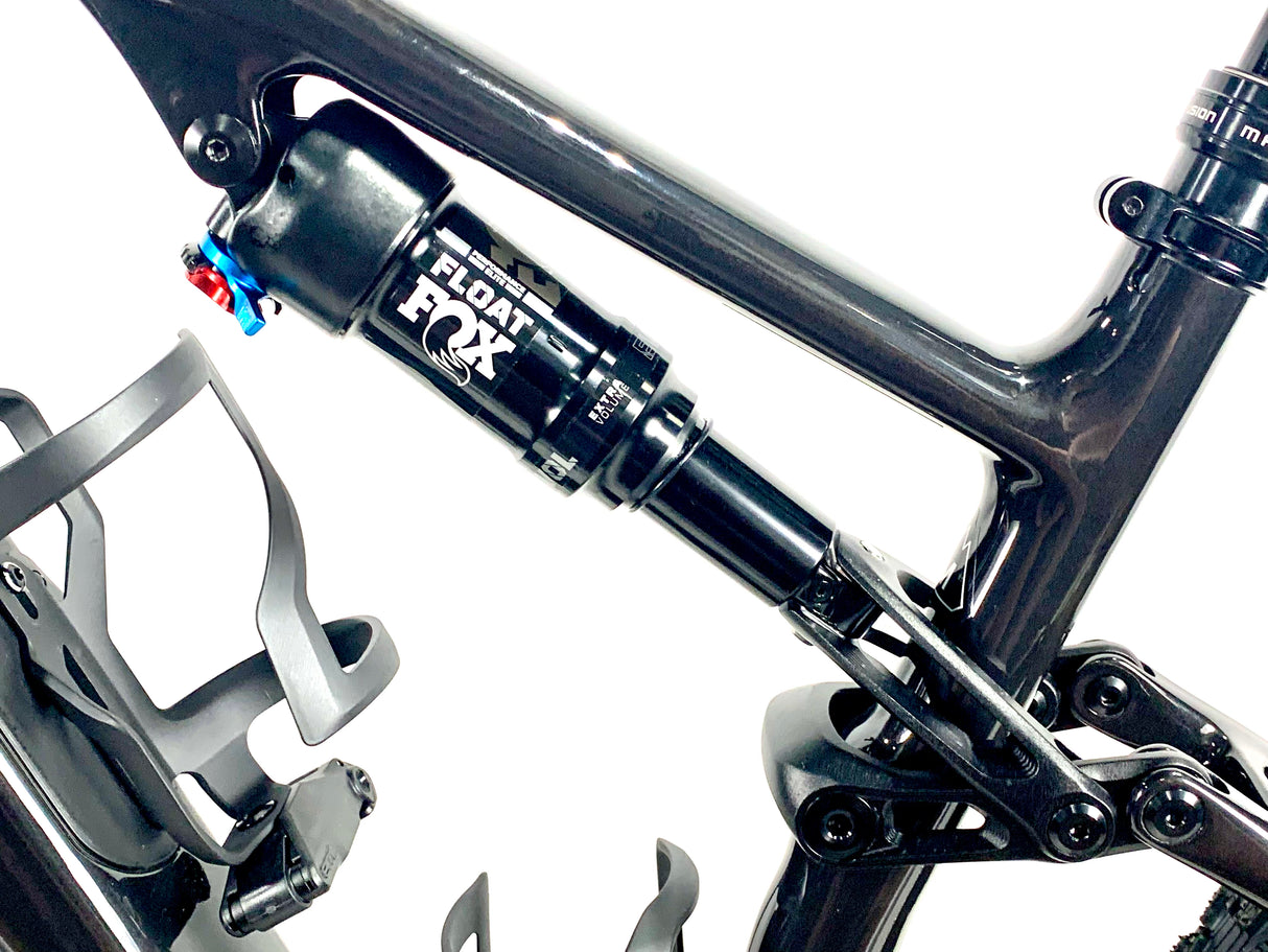 2026 Specialized Epic 8 Evo Expert XT Di2 1X12 Roval Carbon Wheels Size: M (Preowned)